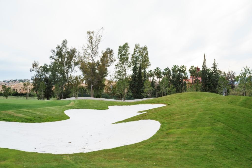 La Cartuja Del Golf Apartment Estepona Exterior photo